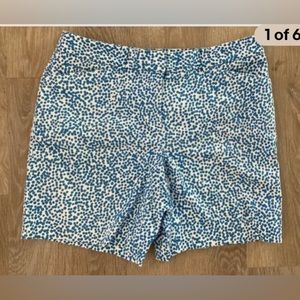 Jones New York Ladies Size 6 Royal Blue & White Polka Dot Casual Shorts